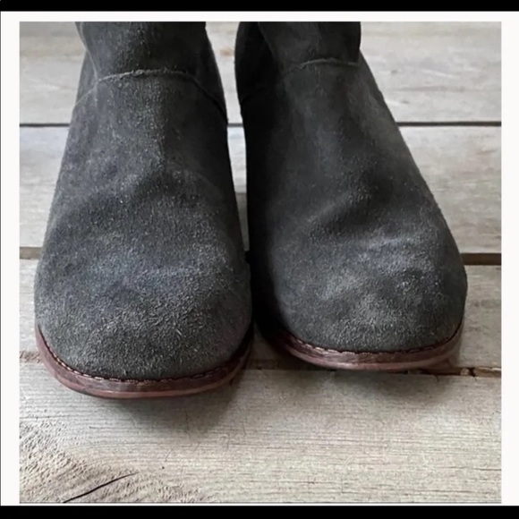 Toms Sz. 6.5     Leila Ankle Booties  
-Adorable - Picture 6 of 7
